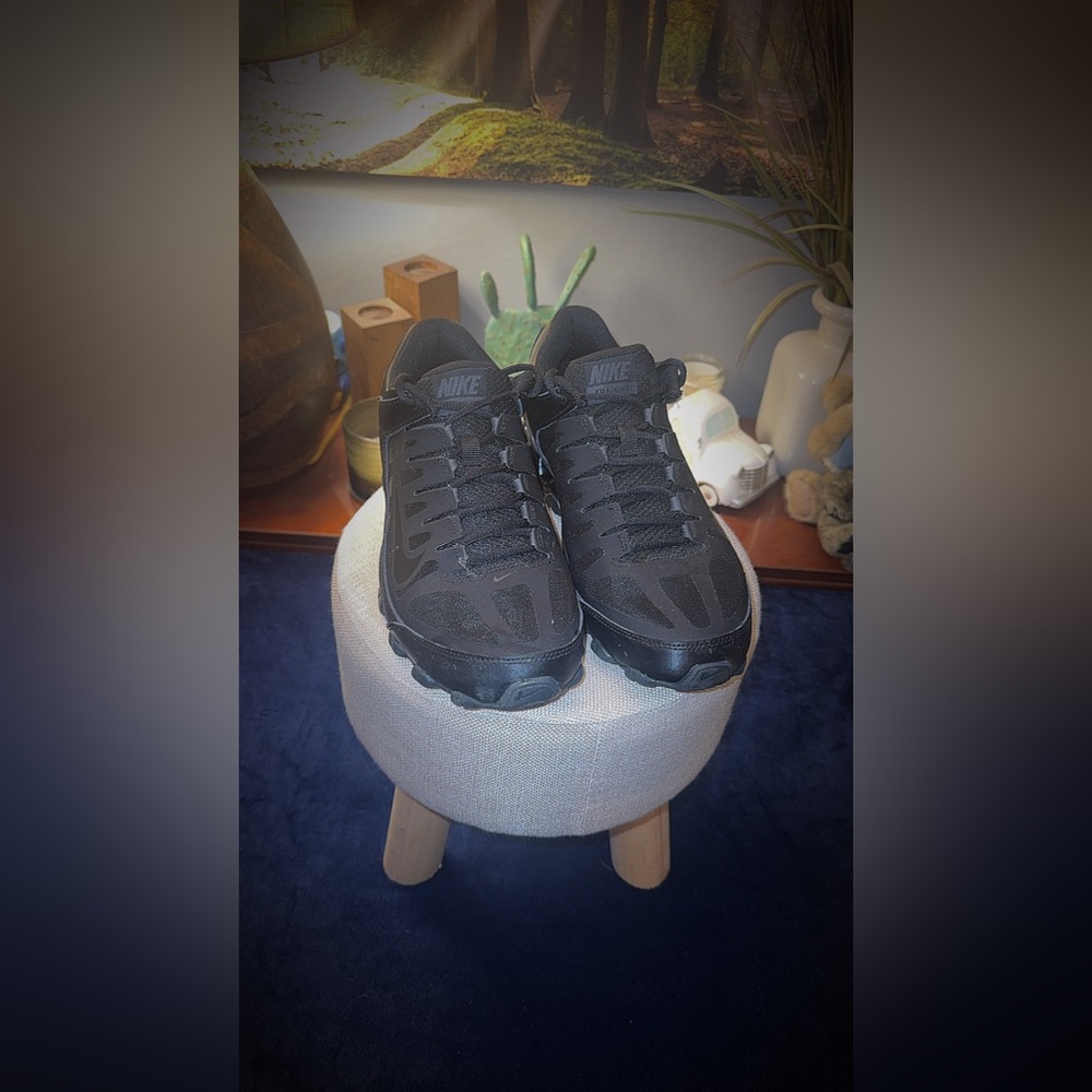 Nike Black Athletic Shoes with Classic Basketball Silhouette